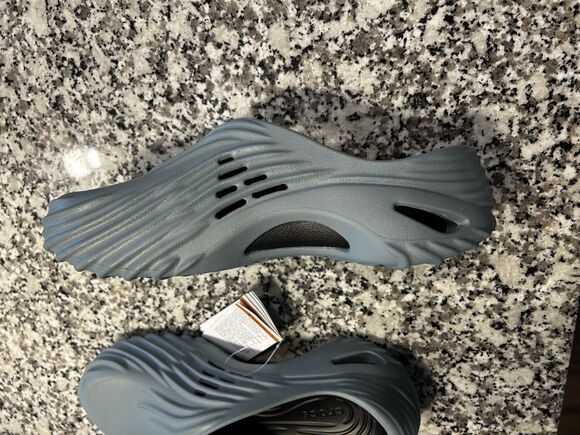 Crocs Echo Wave Women Slip-On Sandal Clogs Gray US 12 Logo Comfort Casual main image 3